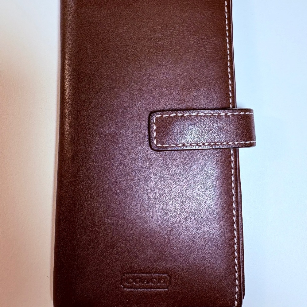 Vintage Coach Wallet, 10 CC slots and 2 big slots, snap closure, Brown